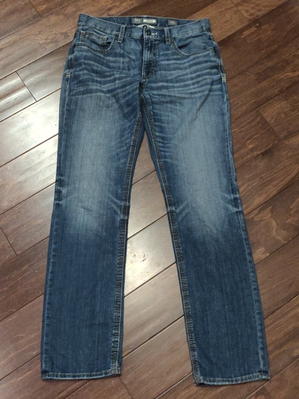 BKE Jake Straight Leg Distressed Jeans Men's SIZE 33L